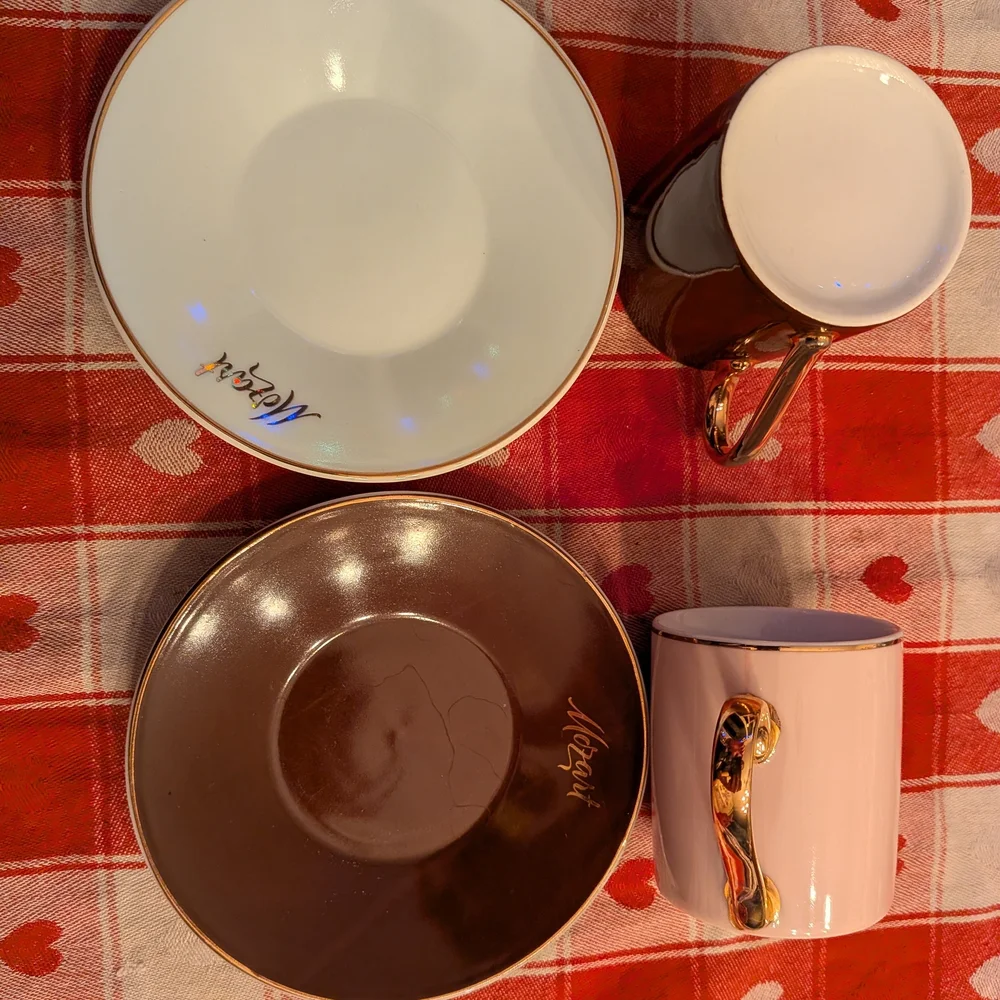 Chic Brown and Pink Mug Set